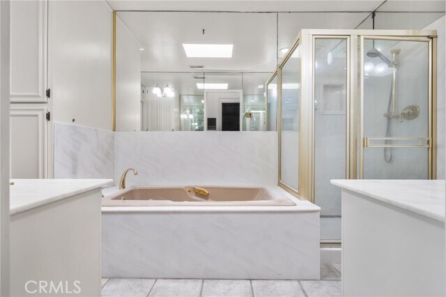Building Photo - 11081 Hunting Horn Dr
