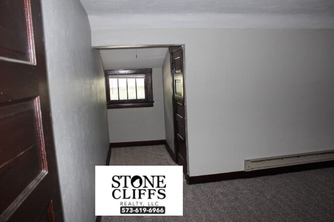 Building Photo - 1607 W Main St