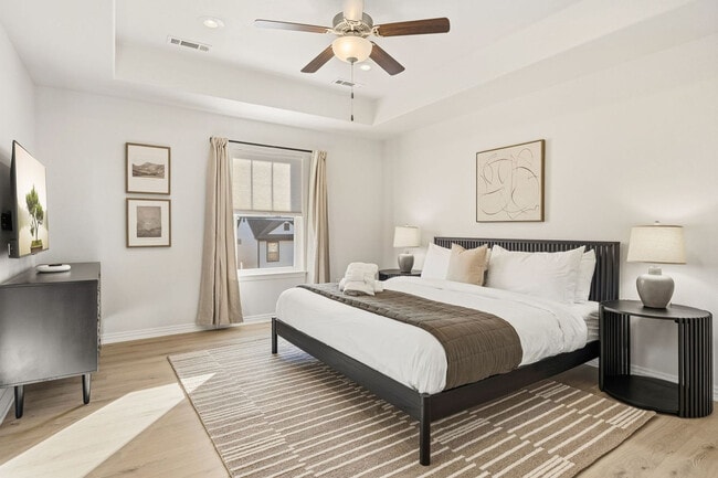 Building Photo - 3813 W Pawnee Rd