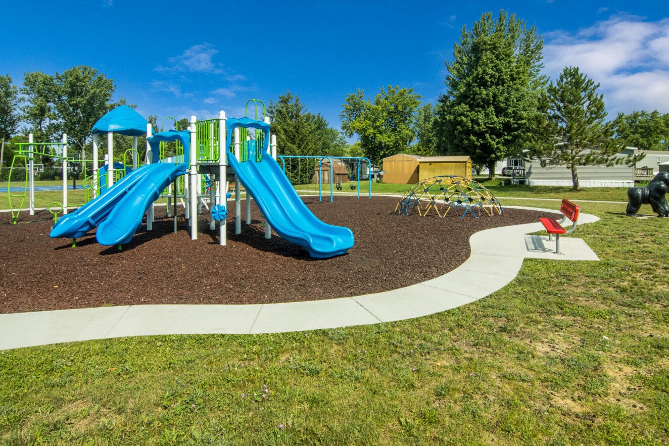 Building Photo - 4418 E Daisy Ln