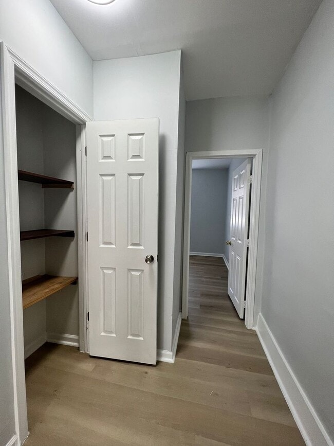 Building Photo - 2Bd/ 1Bth House!! SECTION 8 ONLY!!