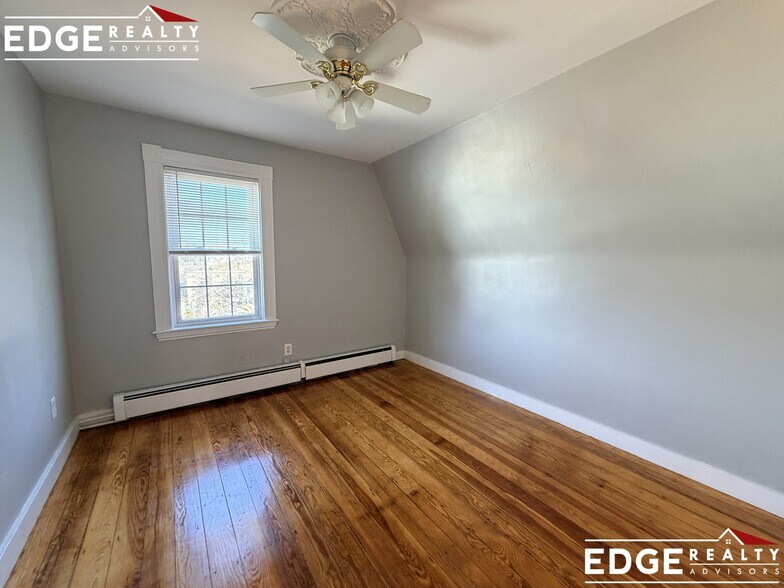 Building Photo - 135 Nonantum St