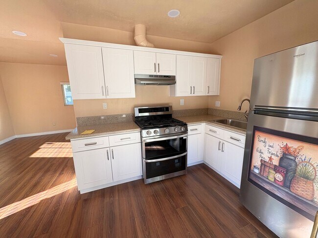 Building Photo - New ADU Studio