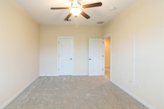 Building Photo - 2241 Zach Scott St