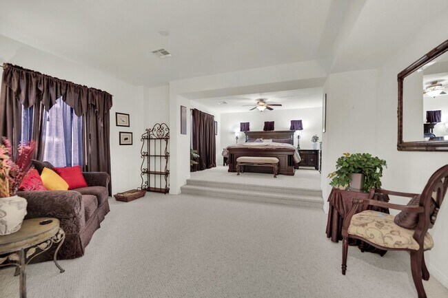 Building Photo - 875 Chaste Ct