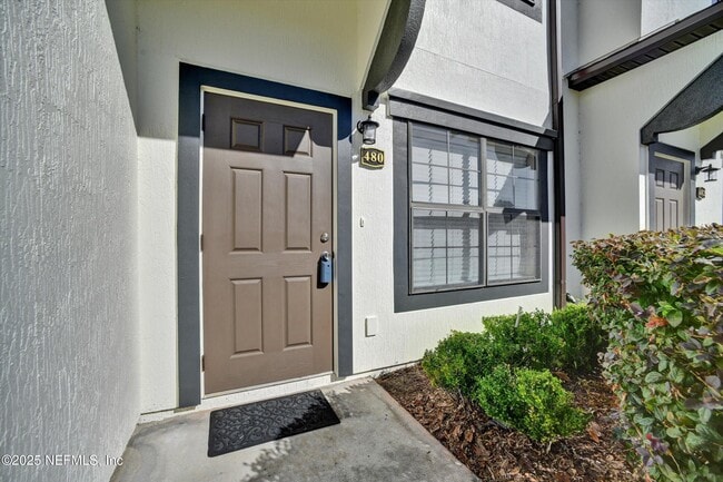 Building Photo - 480 Cabernet Pl