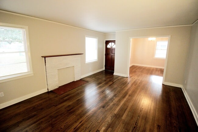 Building Photo - 3739 Honeysuckle Ct