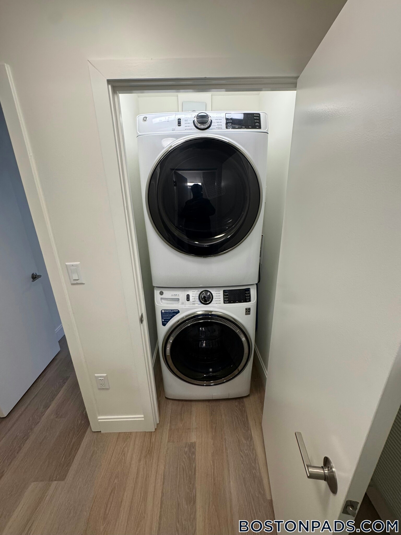 Building Photo - 1079 Commonwealth Ave