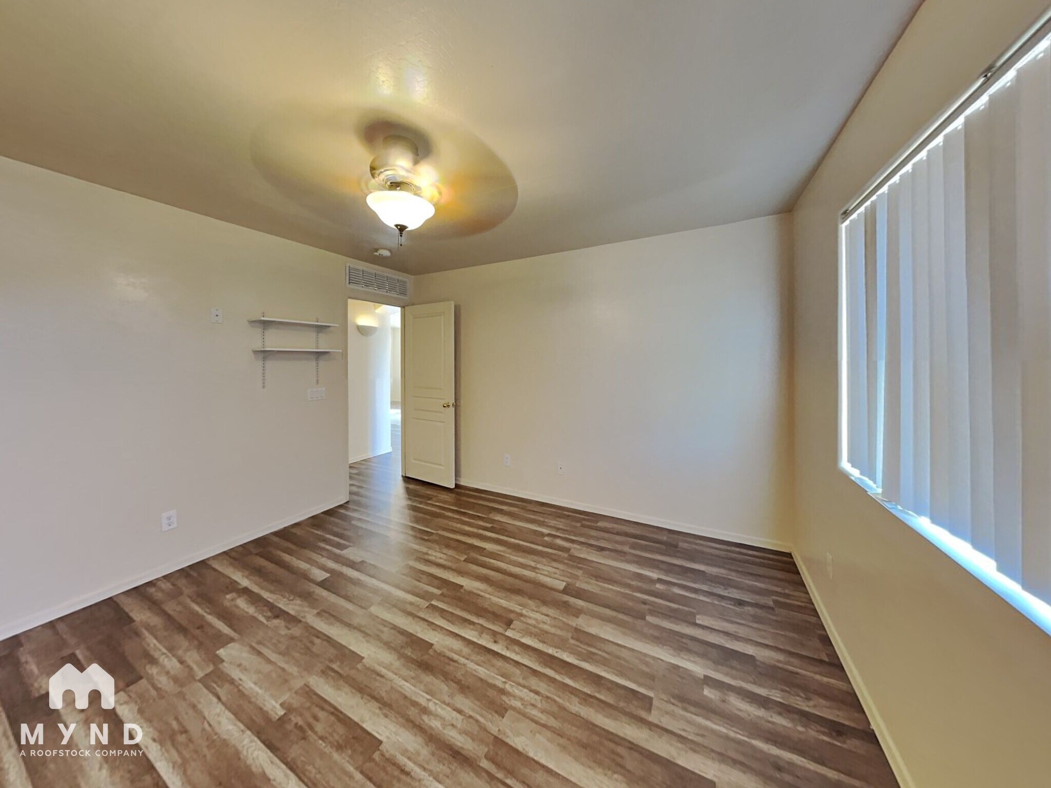 Building Photo - 8058 N 109th Ln