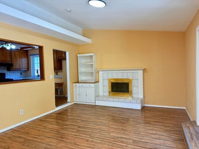 Building Photo - Spacious 4BD 2BA House With Perfect Private Backyard and Solar Panels  in Simi Valley