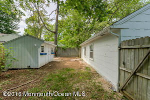 Building Photo - 180 Cliftwood Rd