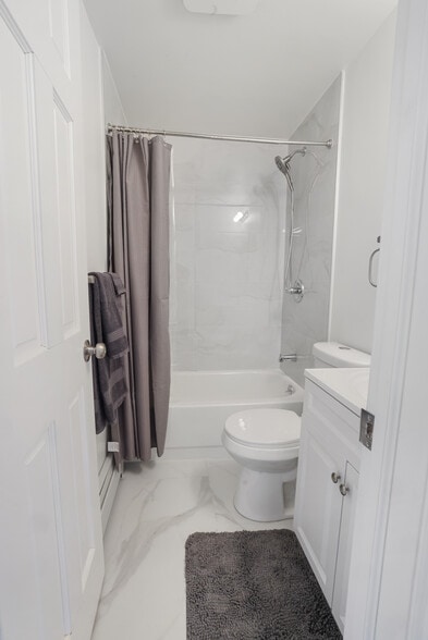 Building Photo - 126 Grant Ave