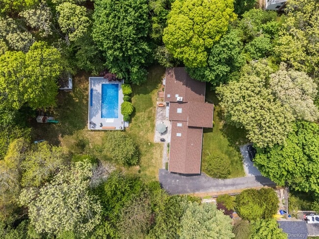 Building Photo - 67 Belleview Ave