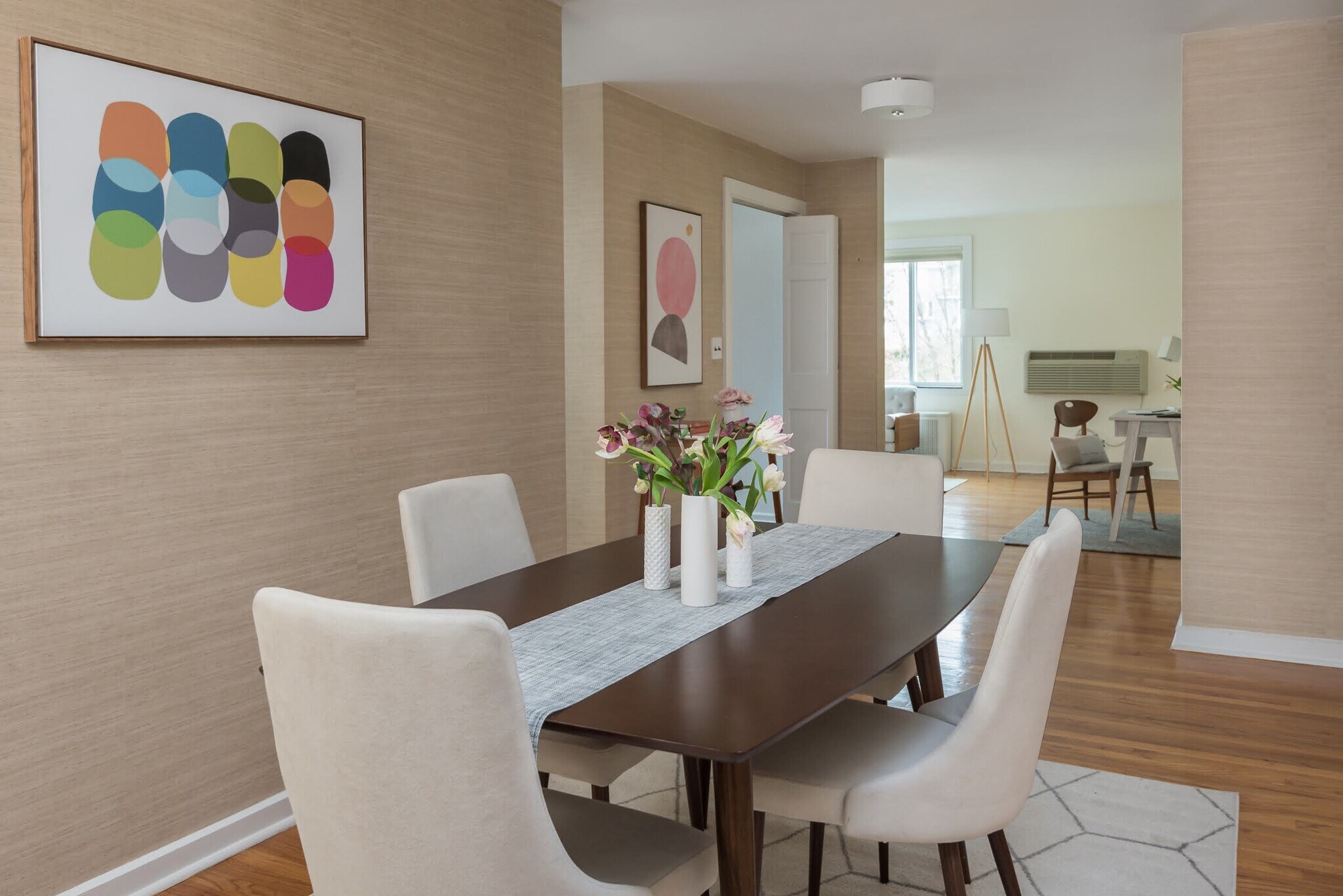 Dining area - 125 Pleasant St