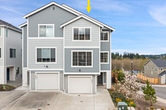 Building Photo - 10002 Kings Landing Ave NW