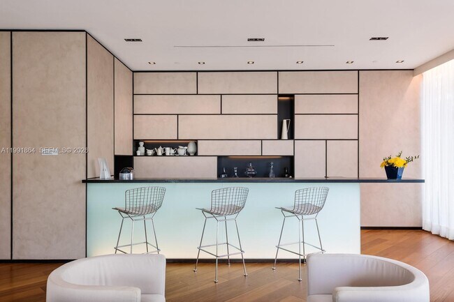 Building Photo - 10203 Collins Ave