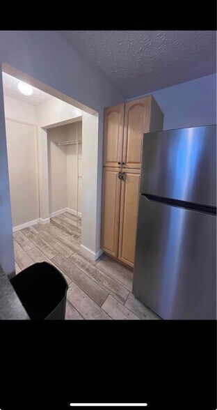 Building Photo - 3219 SE Pinto St