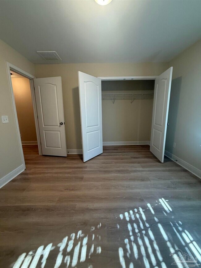 Building Photo - 5973 Chi Chi Cir