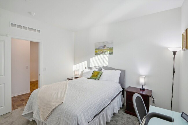 Building Photo - 30153 Truckee Cir