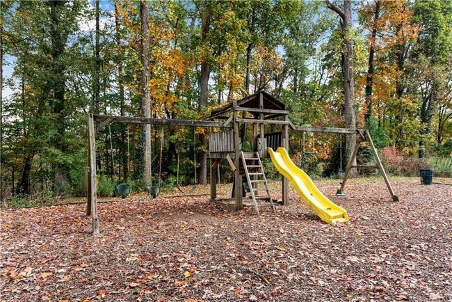 Building Photo - 3089 Colonial Way