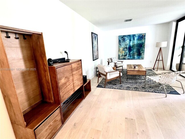 Building Photo - 3553 Magellan Cir