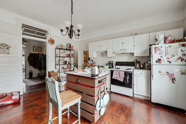 Building Photo - 295 Oglethorpe Ave