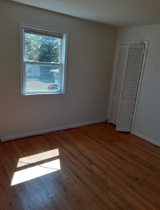 Building Photo - 8314 Sunset Dr
