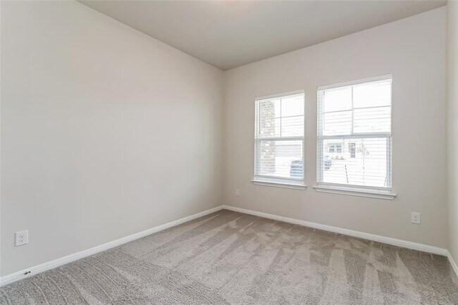 Building Photo - 412 Osier Pass