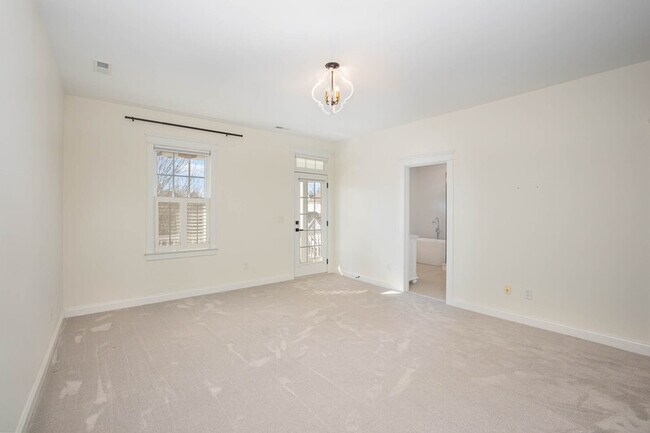 Building Photo - 12617 Doster Ave