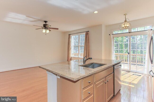 Building Photo - 146 Herndon Mill Cir