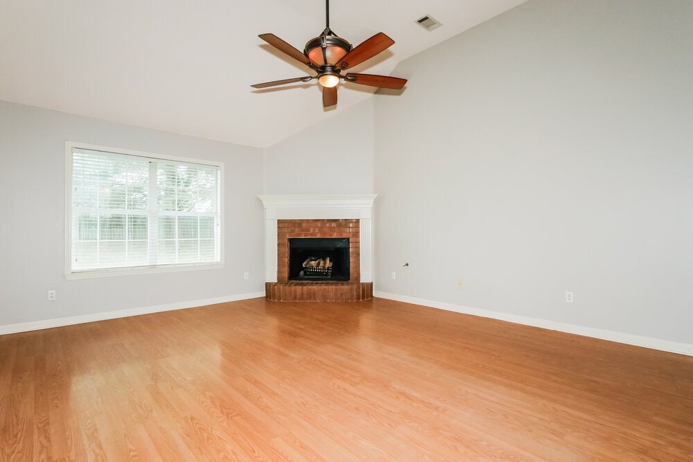 Building Photo - 6658 Raner Cove
