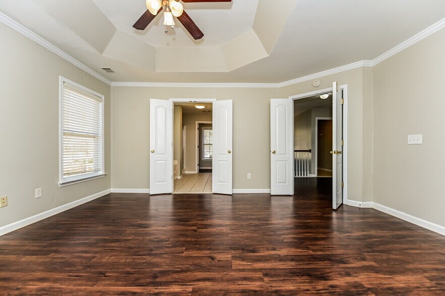 Building Photo - 2808 Harcourt Dr
