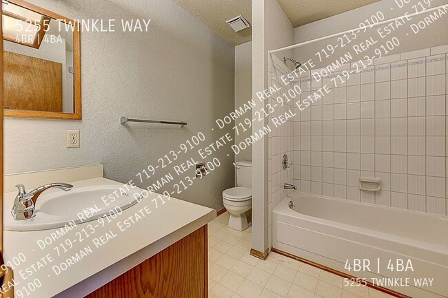 Building Photo - 5255 Twinkle Way