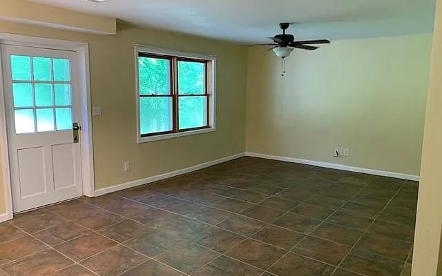 Building Photo - 546 Trackrock Camp Rd