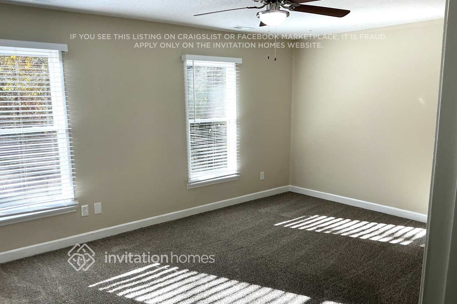 Building Photo - 2 Acorn Ct