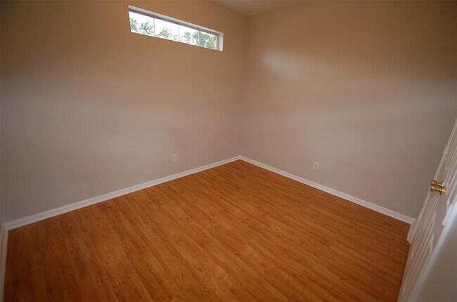 Building Photo - 11815 Chetman Dr