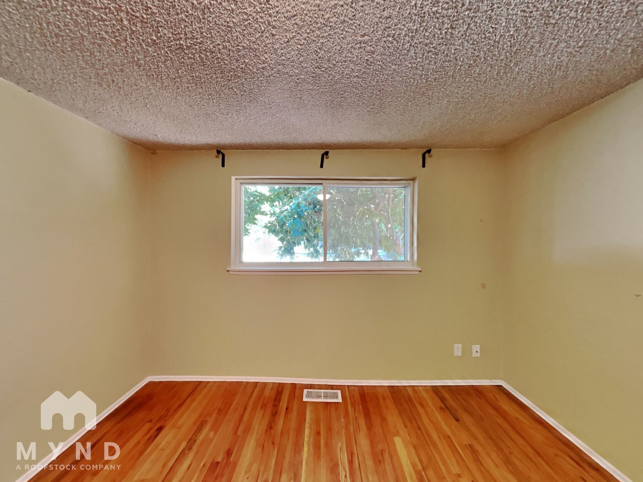Building Photo - 11736 SE 168th St