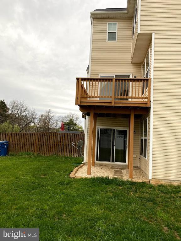 Building Photo - 120 Woodman Ct