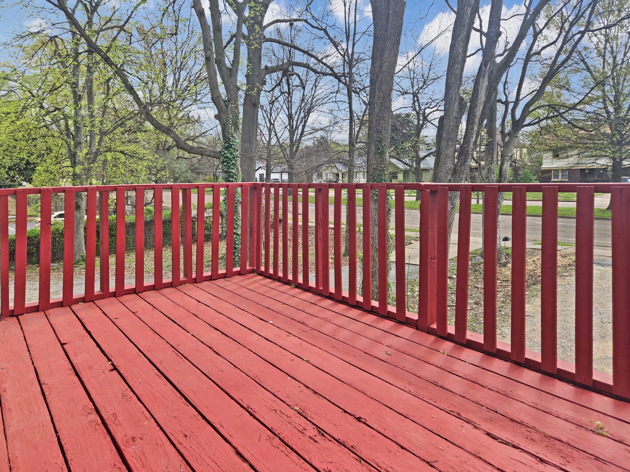 Building Photo - 1534 N Parkway