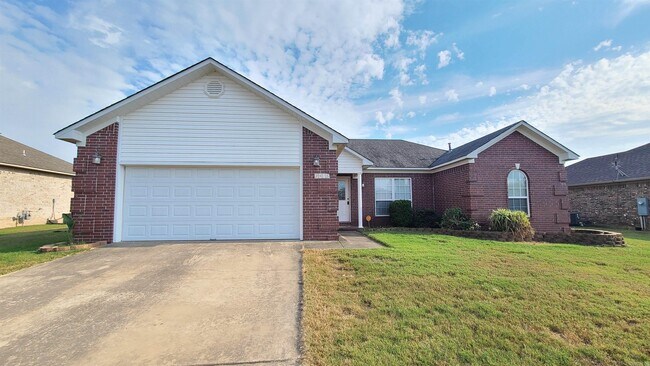 Primary Photo - 2416 Toccata Ln
