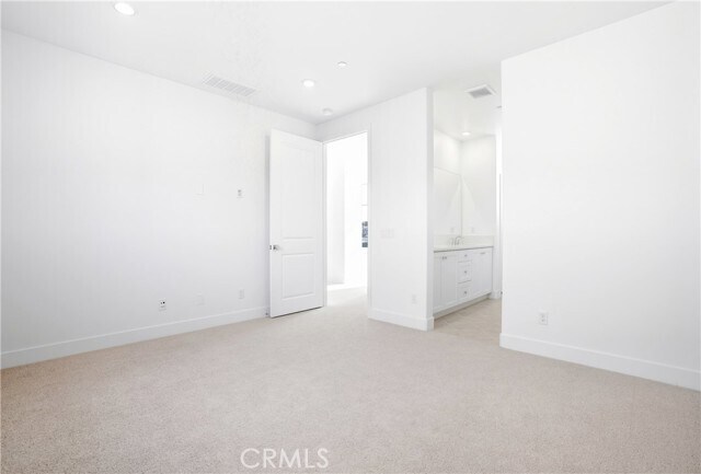 Building Photo - 3140 Cove St