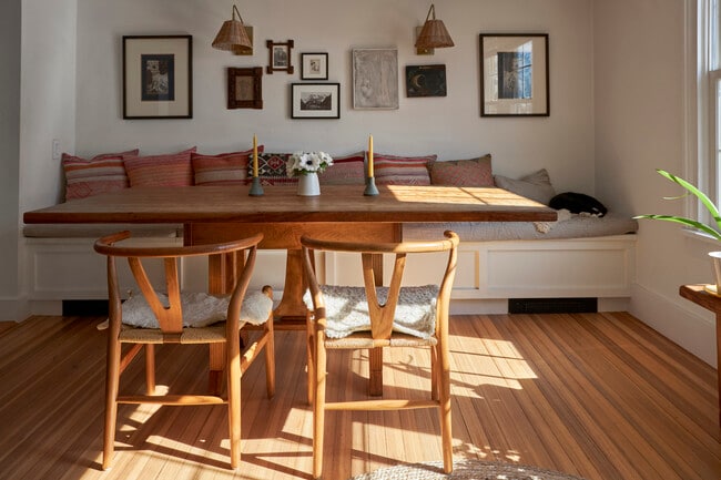 Building Photo - 41 Grinnell St