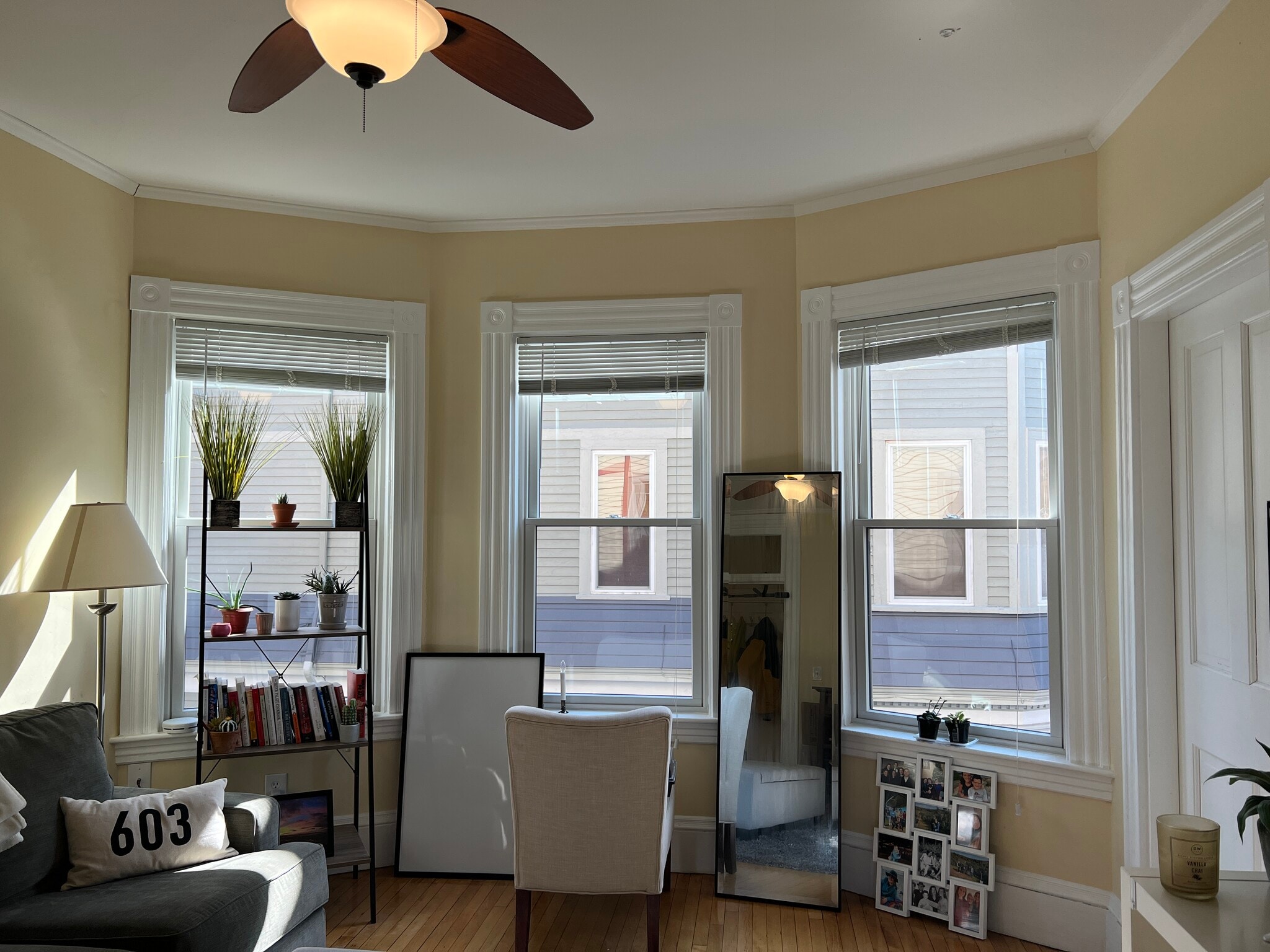 Building Photo - 176 Elm St