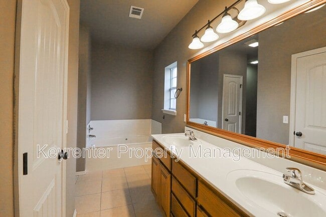 Building Photo - 4712 S 177th E Pl