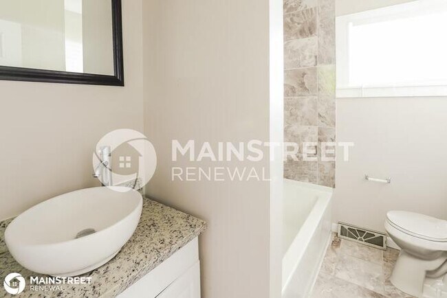 Building Photo - 1404 SW PEGGY CIRCLE, LEES SUMMIT, MO 64081