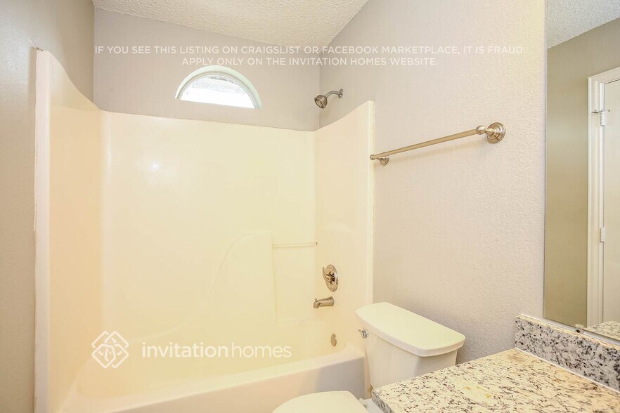 Building Photo - 1047 Waterview Dr