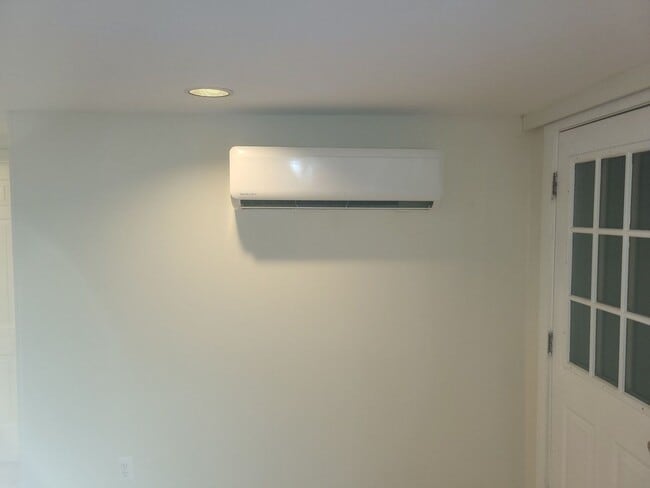 Building Photo - 5 Dupaw Gould Rd