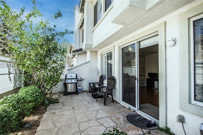 Building Photo - 22607 Golden Meadow Ln