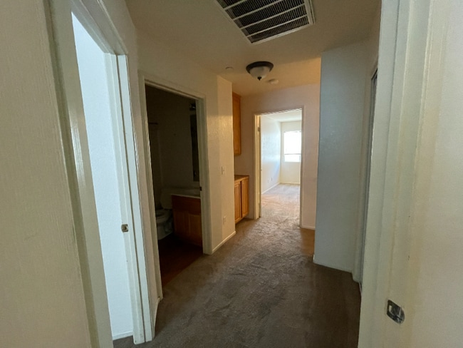 Building Photo - 1555 Orange Ave
