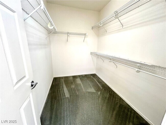 Building Photo - 2487 Hardin Ridge Dr